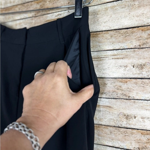 Elizabeth and James Black Hi Rise Jogger Pants sz6 - Picture 3 of 6